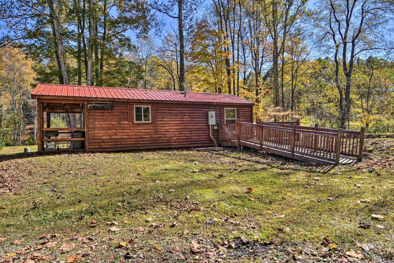 Rural Cabin Hideaway With Fire Pit And Mtn Views! Parsons Bagian luar foto